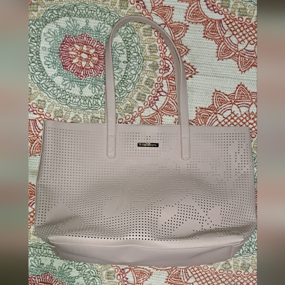 Vince Camuto Rose Floral Punch Out, Large Tote Bag In Blush Pink Color